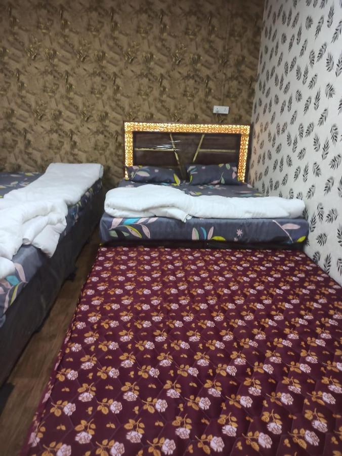 Shree Kashi Govardhan Dham Hotell Ujjain Eksteriør bilde