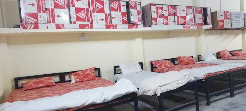 Shree Kashi Govardhan Dham Hotell Ujjain Eksteriør bilde